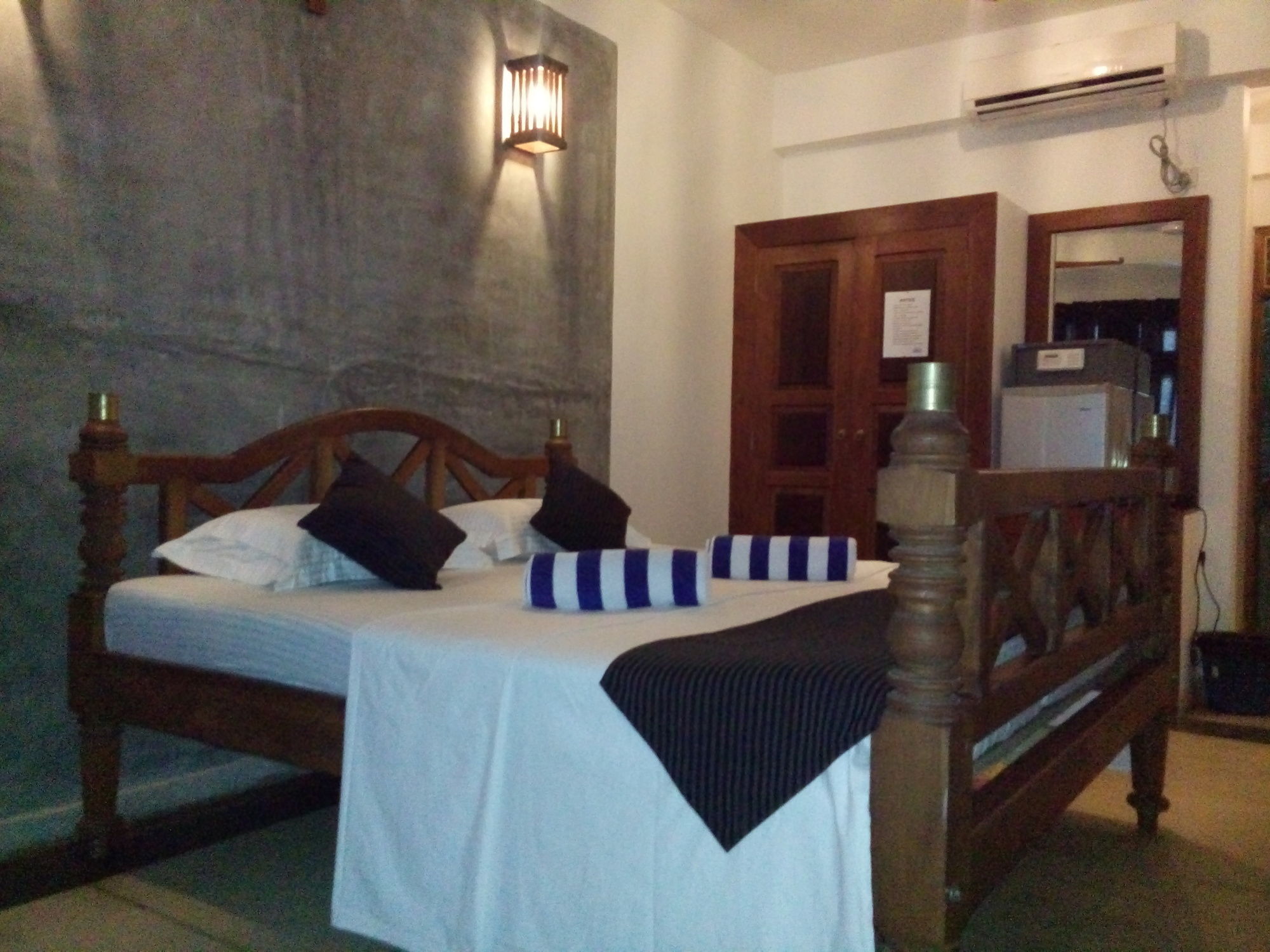 Hotel Aaradhya Mirissa Zewnętrze zdjęcie